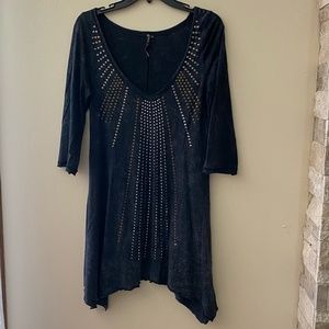 Women's Long Sleeve bejeweled Tee